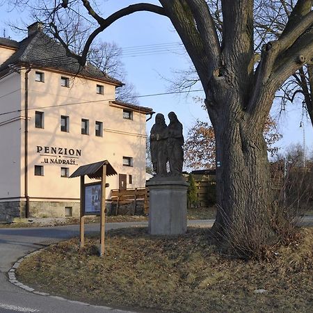Penzion "U Nadrazi" Horsovsky Tyn Exterior photo